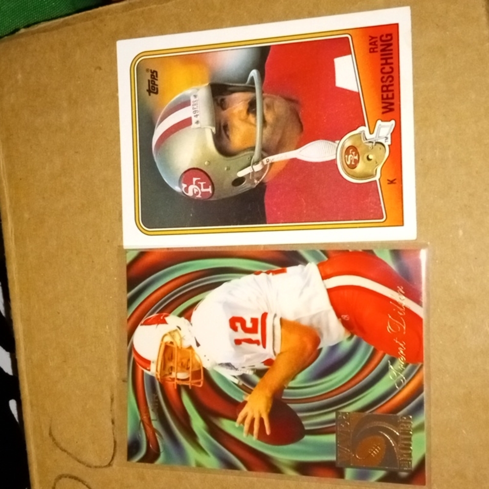 4 NFL cards 2 vintage